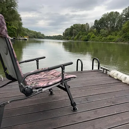 Barka A Tiszahoz Tiszaug